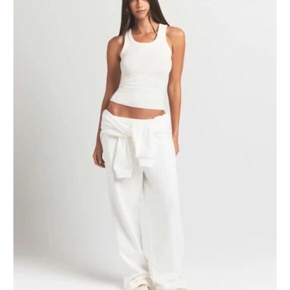 SKIMS Tops - Skims cotton ribe scoop Y2K neck tank white XXS A003967